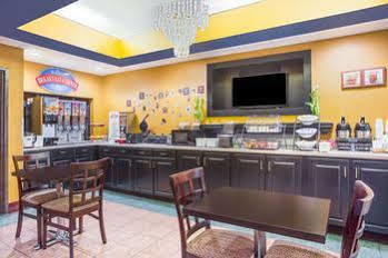 Red Roof Inn Jesup Exterior photo